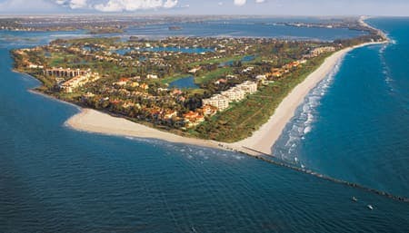 Yacht & Play at Sailfish Point, Hutchinson Island, FL, Offers Marina Stay and Top Golf