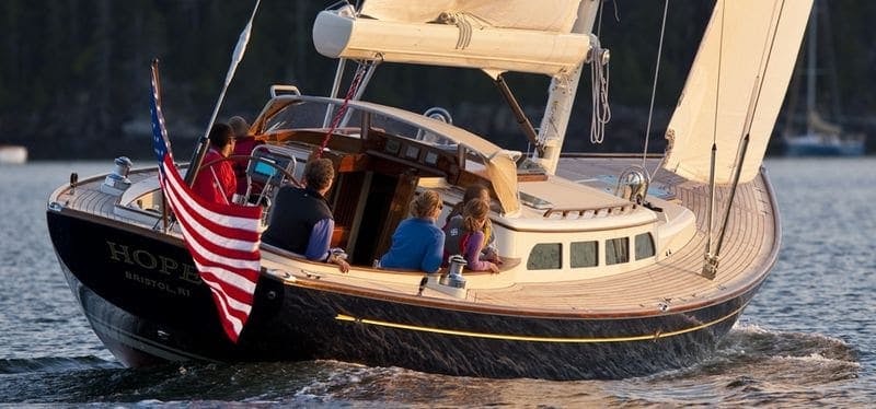 Morris Launches Its Its New M52, Heads to America's Cup as Official VIP Spectator Boat